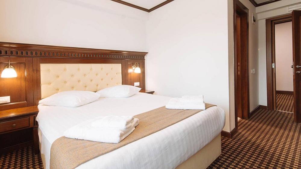 Hotel Alpin Rarau Câmpulung Moldovenesc エクステリア 写真